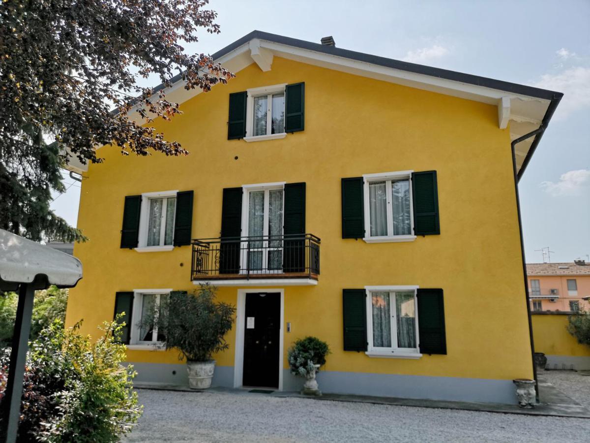 La Meridiana Affittacamere Colorno Exterior photo